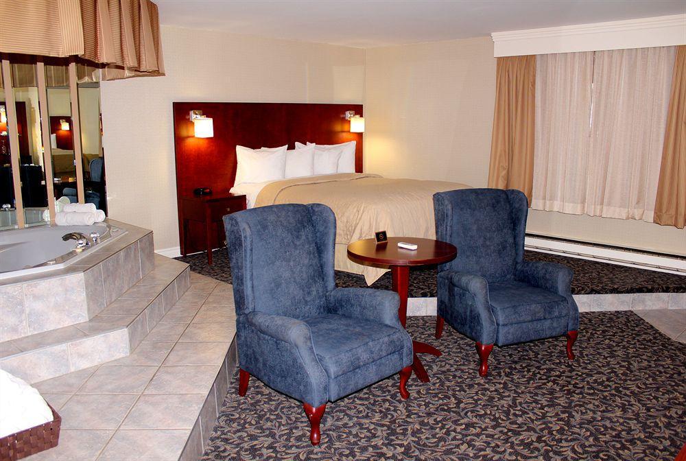 Quality Inn Mont-Laurier Ngoại thất bức ảnh