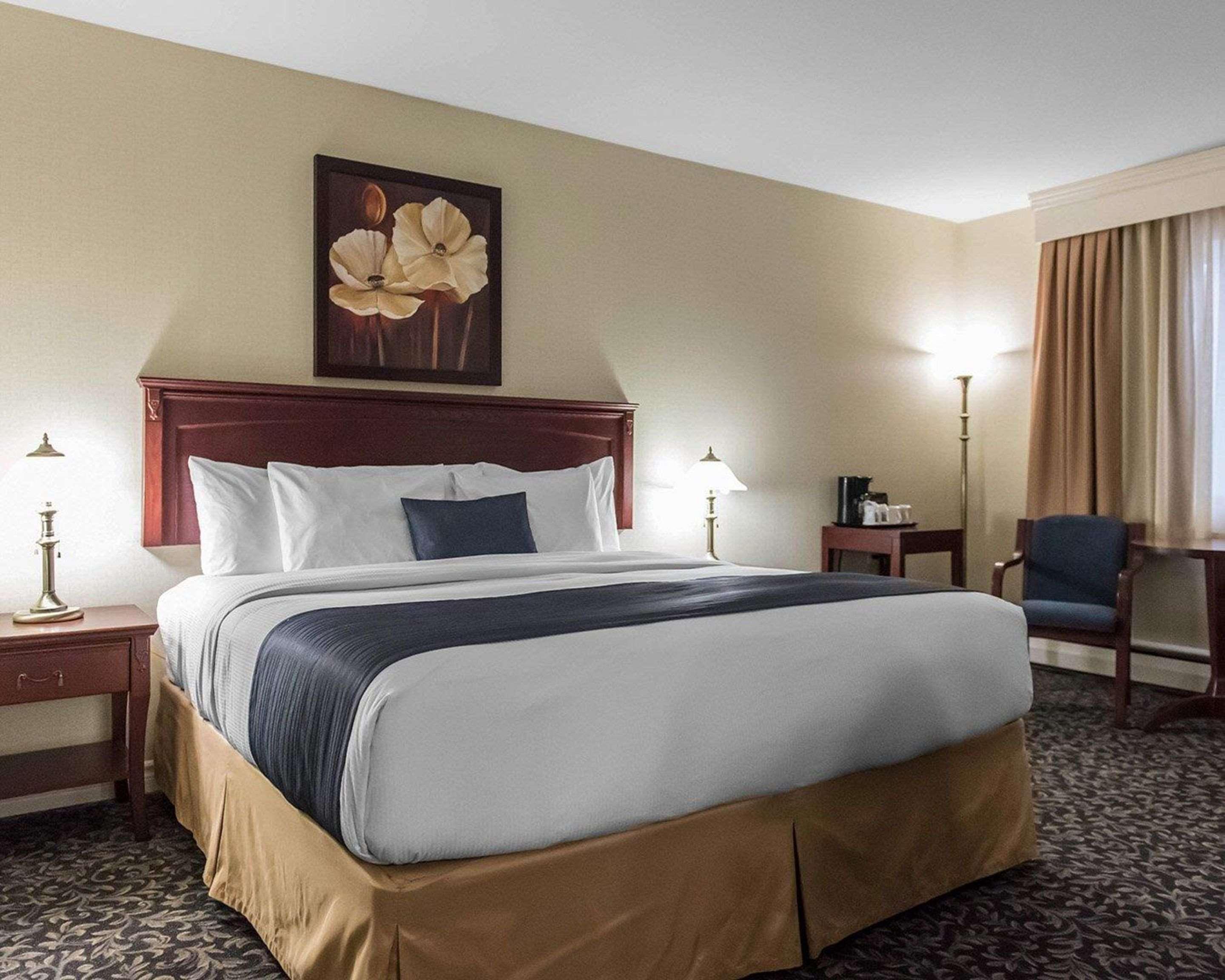 Quality Inn Mont-Laurier Ngoại thất bức ảnh