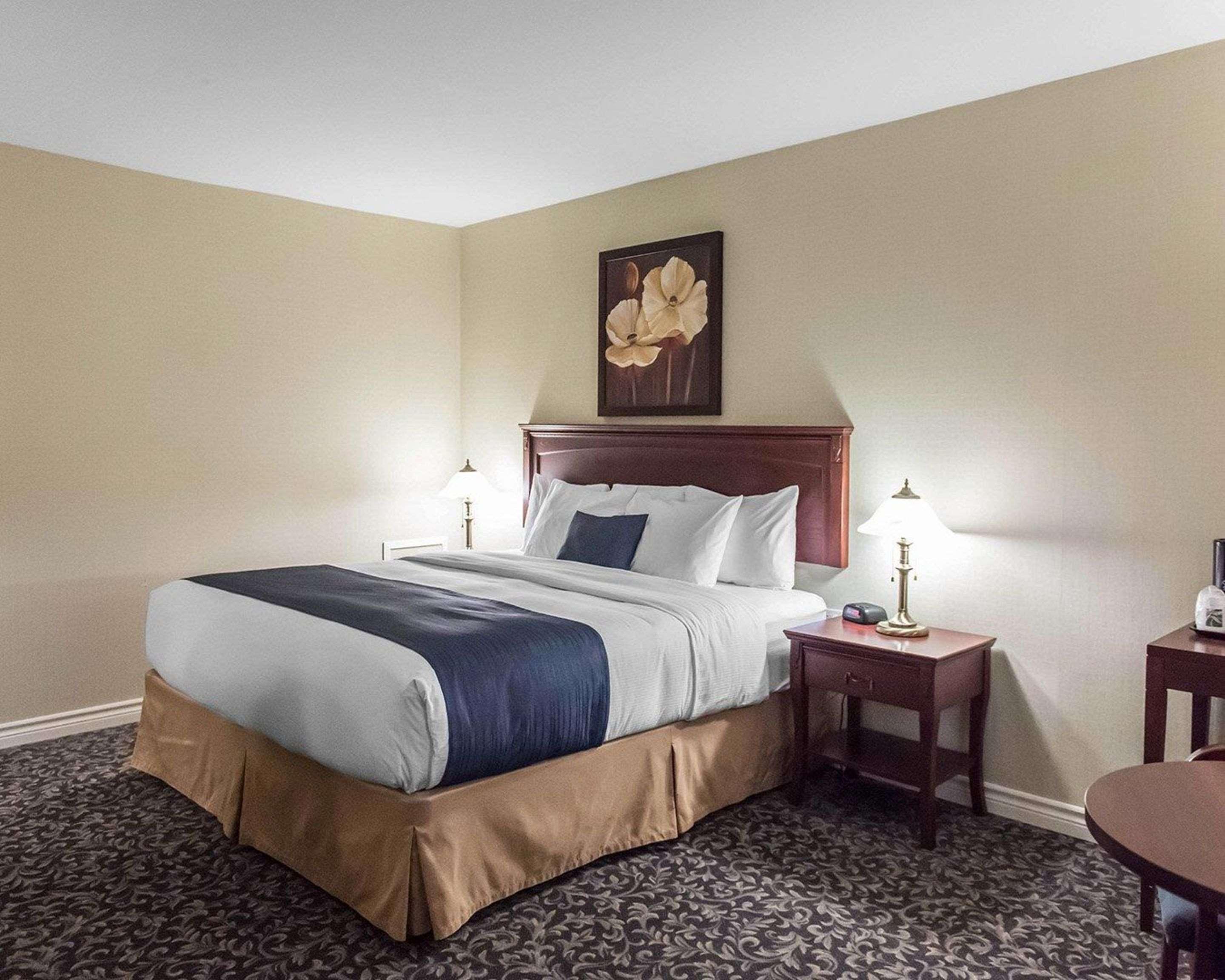 Quality Inn Mont-Laurier Ngoại thất bức ảnh