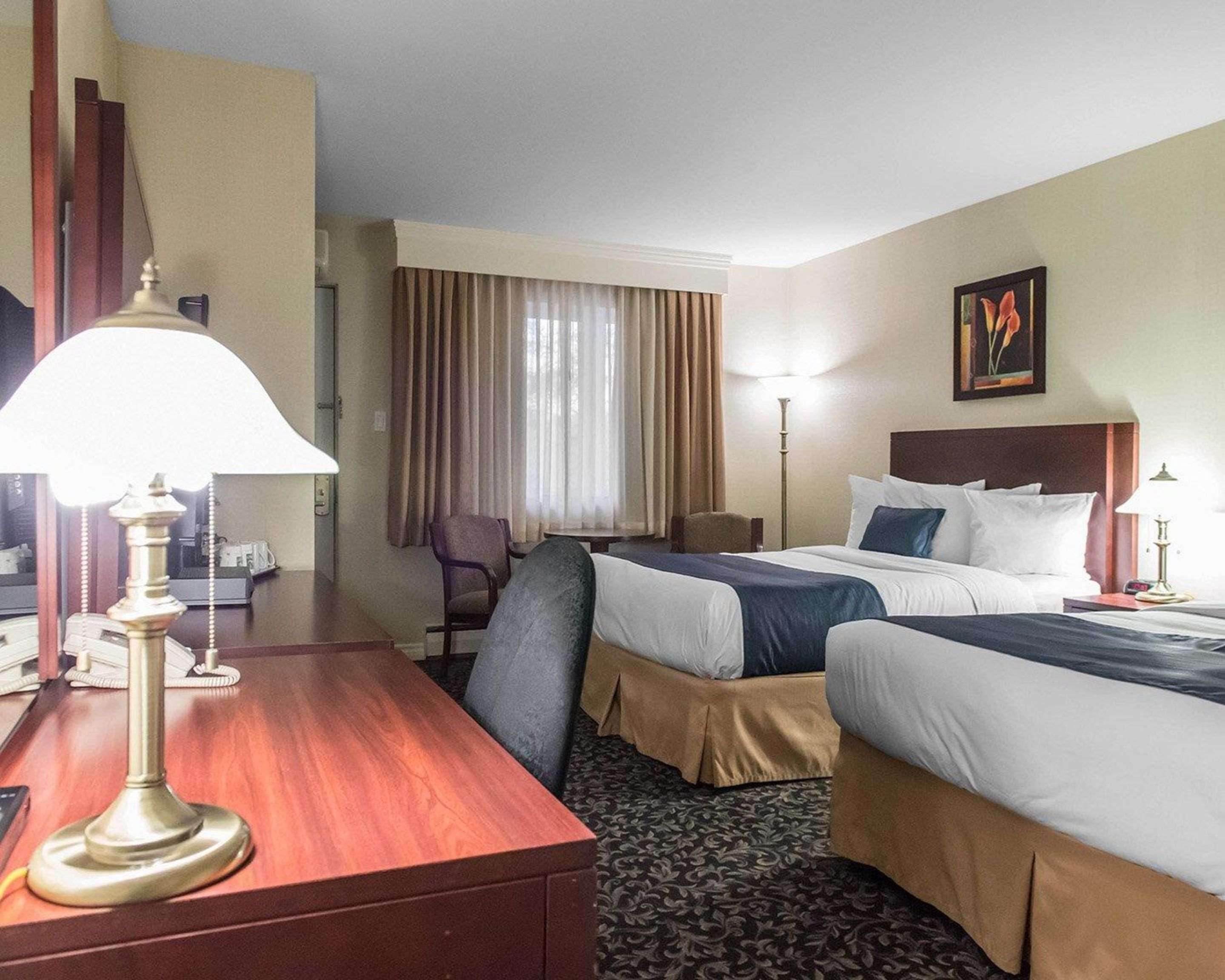 Quality Inn Mont-Laurier Ngoại thất bức ảnh