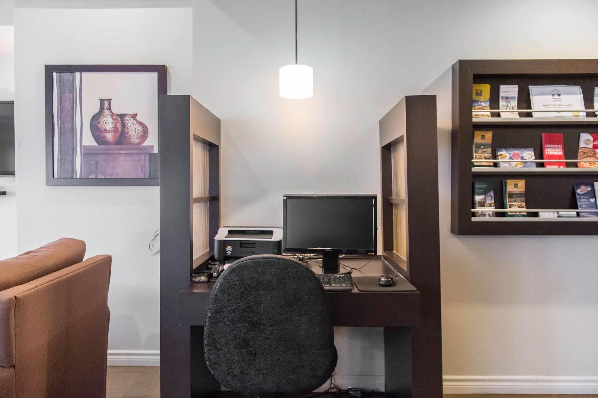Quality Inn Mont-Laurier Ngoại thất bức ảnh
